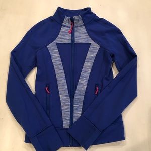 IVIVVA Girls size 10 perfect your practice jacket